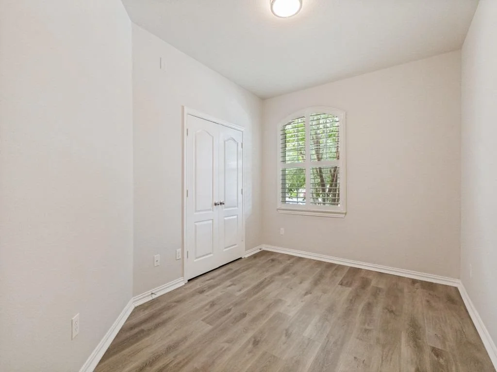 Photo of 232 Strawberry Blonde DR