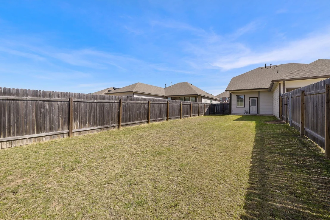 Photo of 105 Hackberry Branch DR