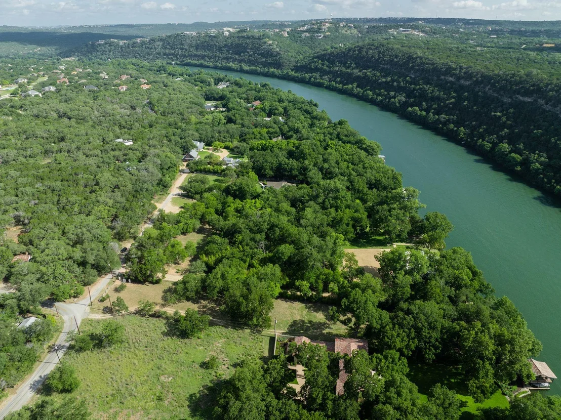 Photo of 2701 River Hills RD