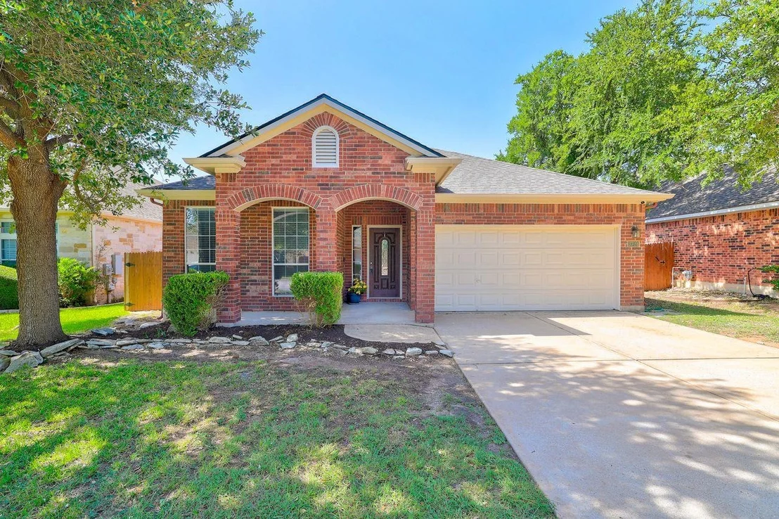 Photo of 3721 Pine Needle CIR