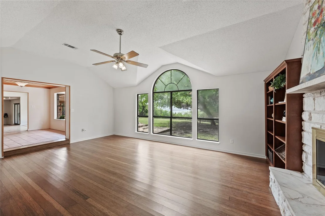 Photo of 11105 Highview DR