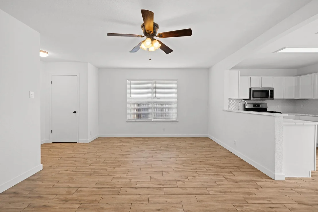 Photo of 105 Stanford DR