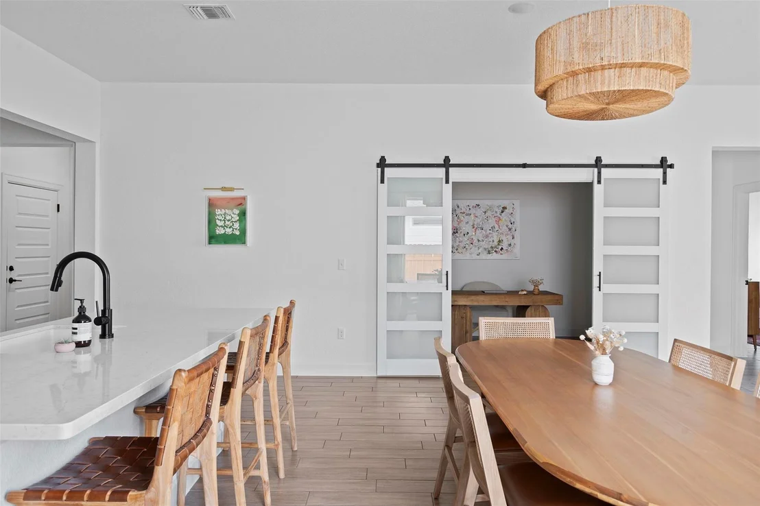 Photo of 8208 Silhouette ST