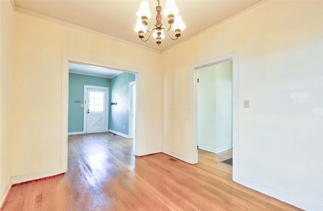 Photo of 1606 Wethersfield RD