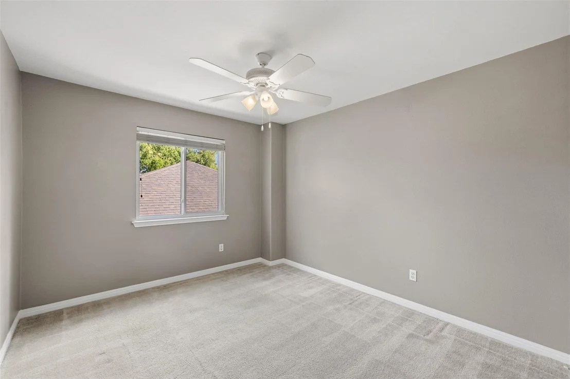 Photo of 1928 Barnett DR