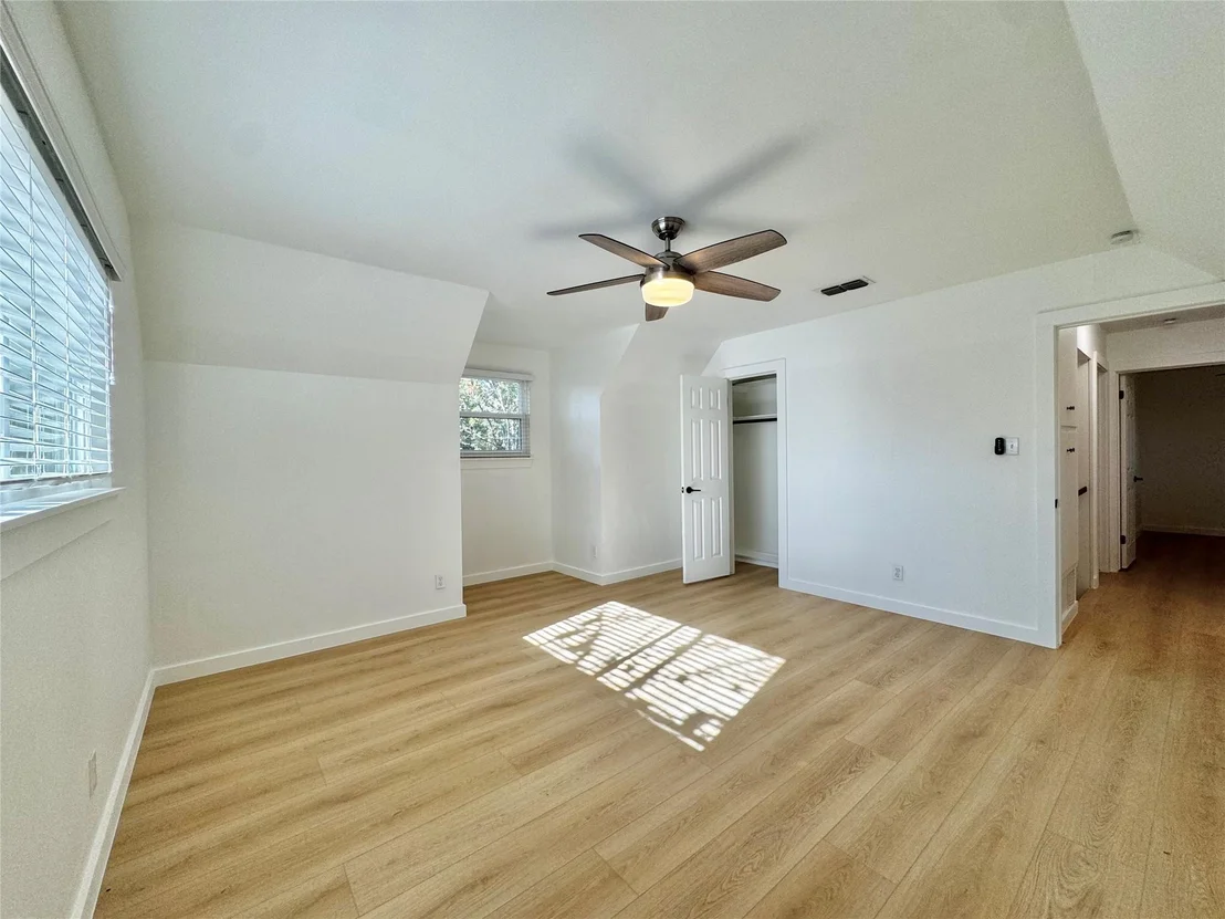 Photo of 6803 Kings PT