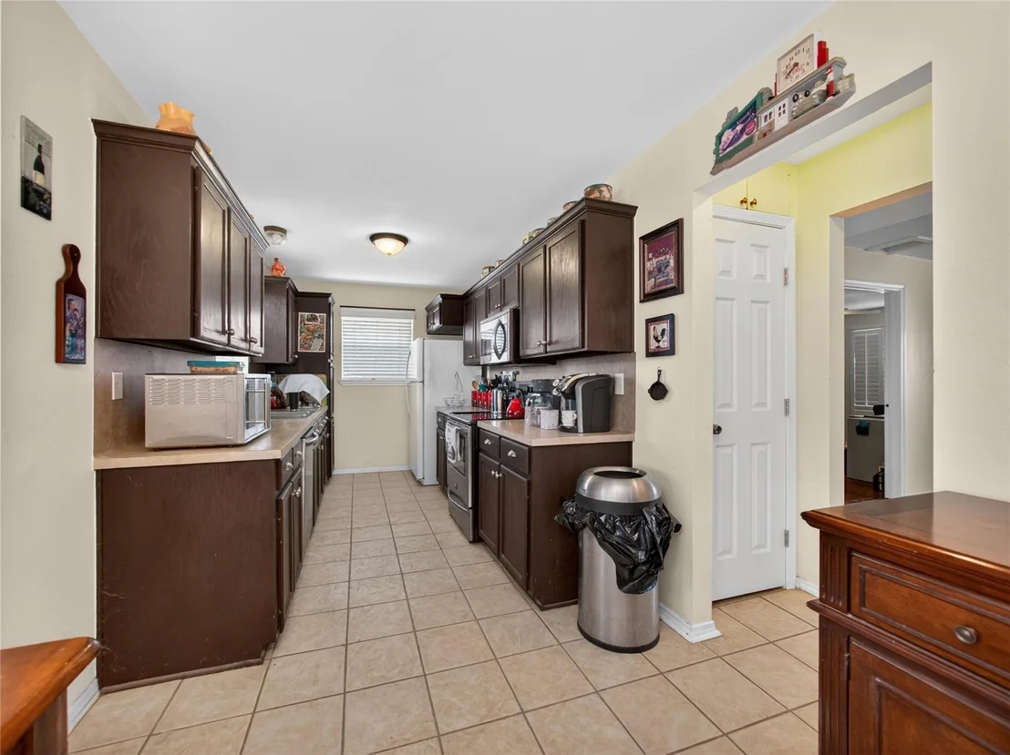 Photo of 311 College Ave