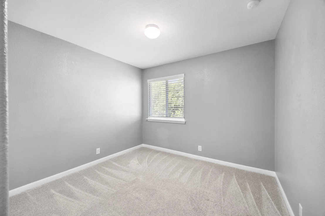 Photo of 212 McCoy LN