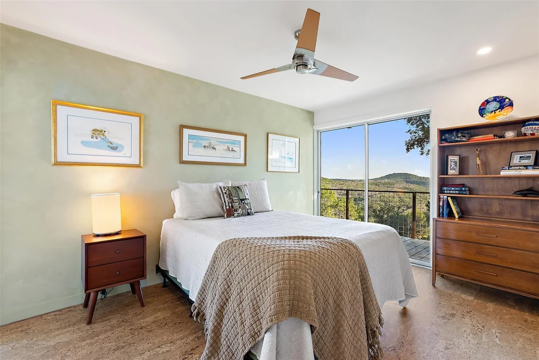 Photo of 2037 Wolf Creek Ranch RD