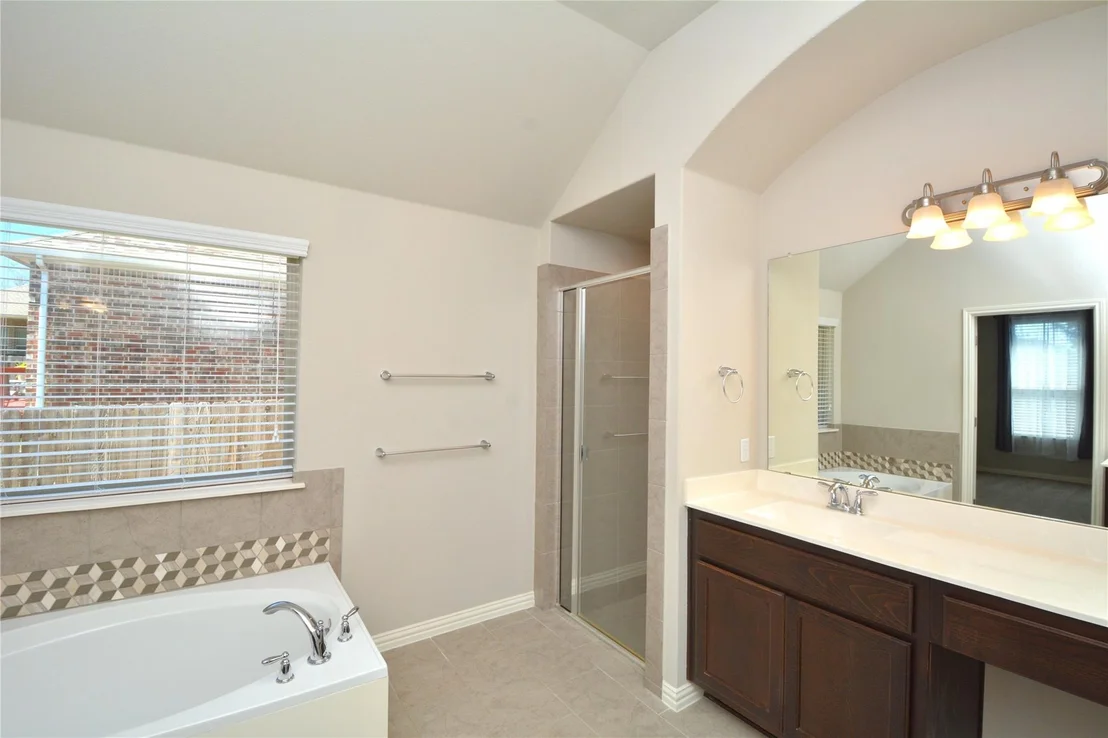 Photo of 142 Venice CV