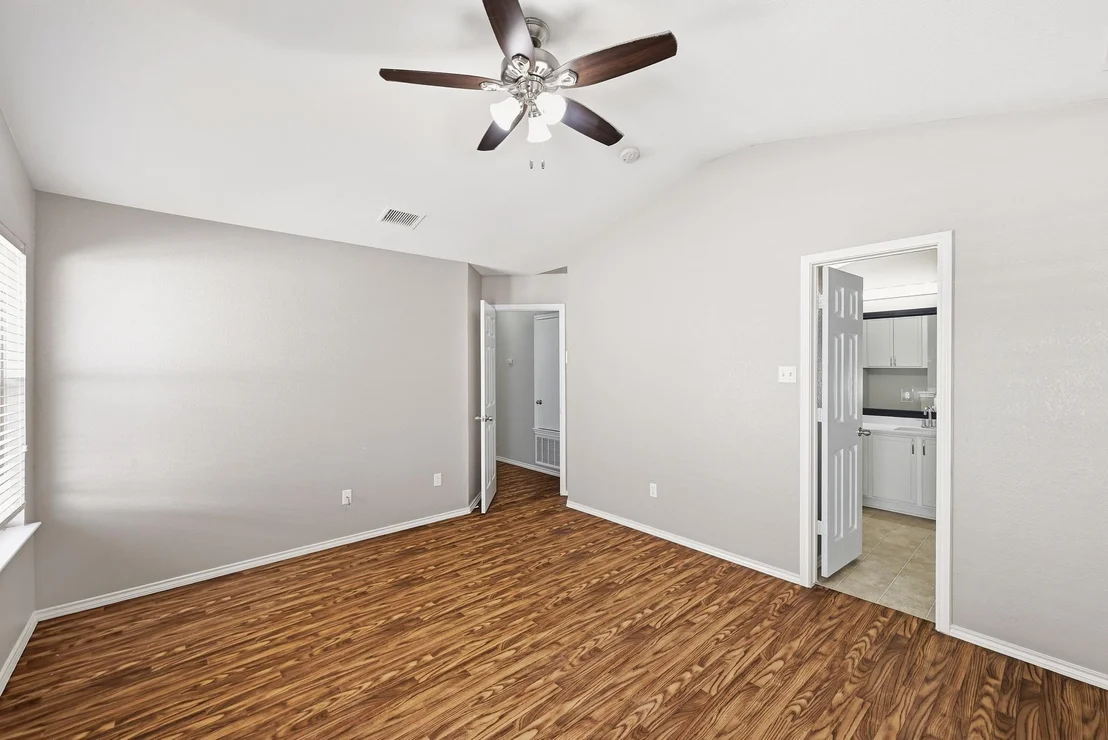 Photo of 1513 Big Bend DR