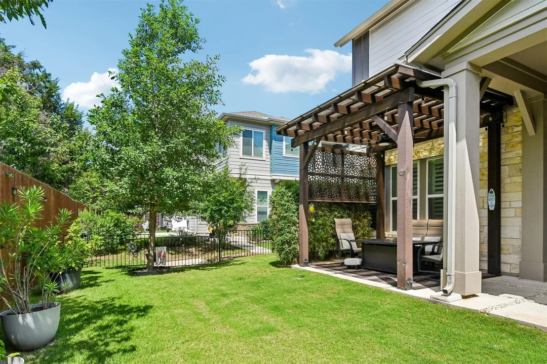Photo of 13500 Leaton CV