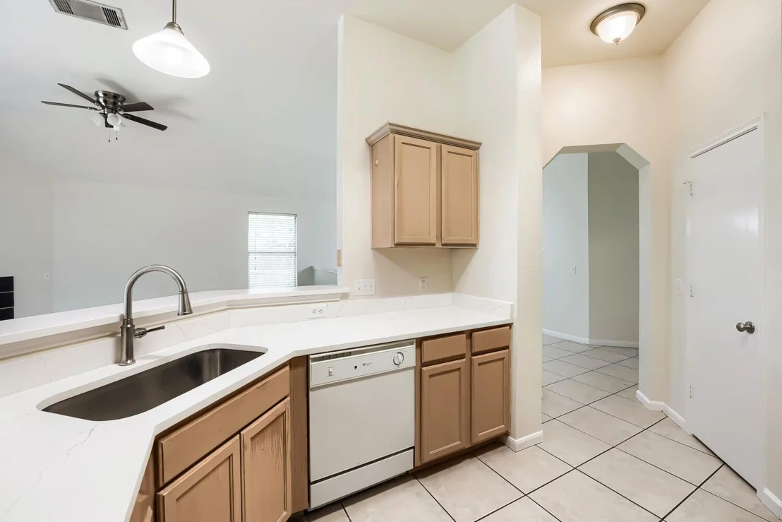 Photo of 409 Willowbrook DR