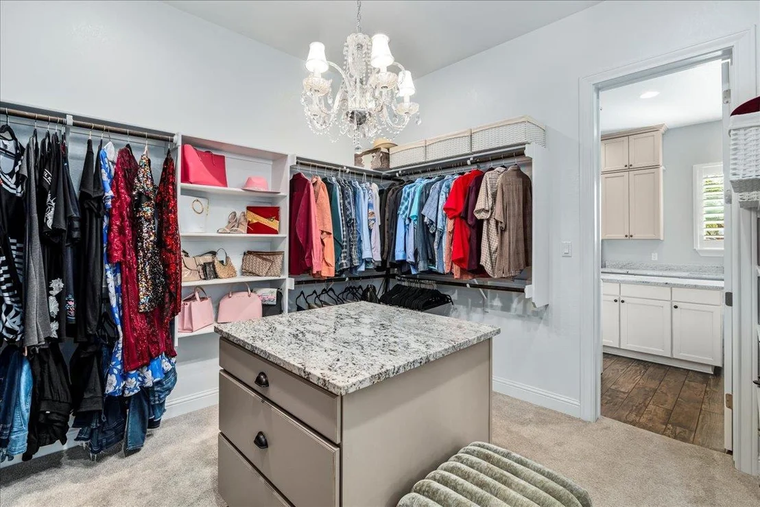 Photo of 408 Riva Ridge PL