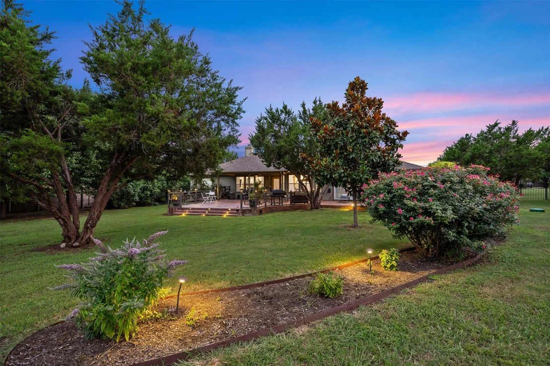 Photo of 212 Bronco BLVD