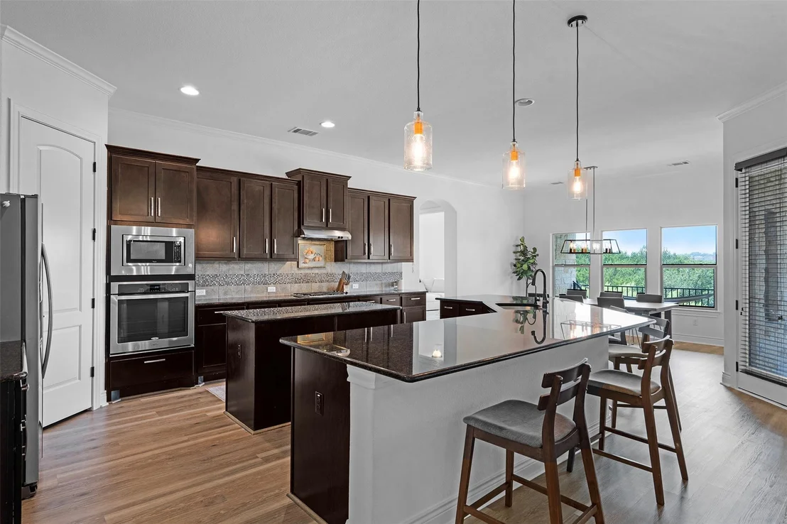 Photo of 1075 Bluff Woods DR