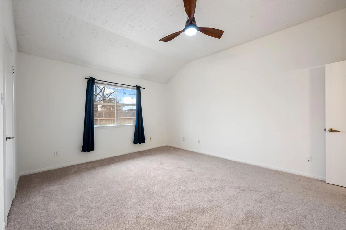 Photo of 712 Quail Run RD