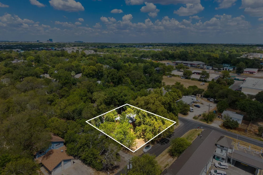 Photo of 9106 Capitol DR