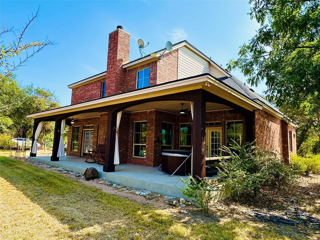 Photo of 300 Copper LN