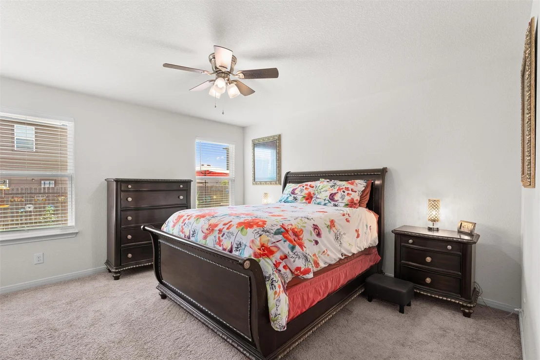 Photo of 212 Hyacinth WAY