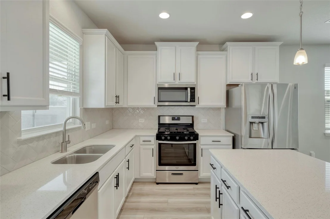 Photo of 12101 CORSICANA TRL