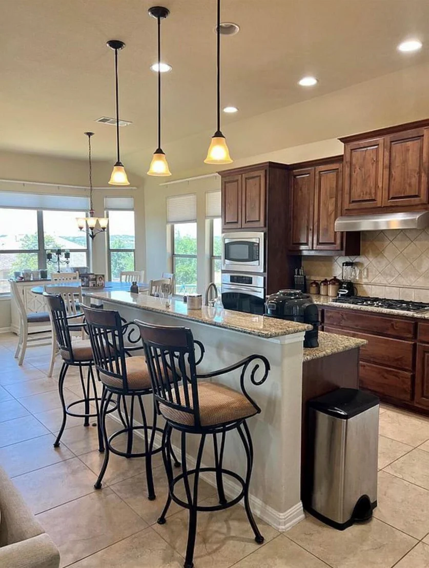 Photo of 4213 Gandara BND