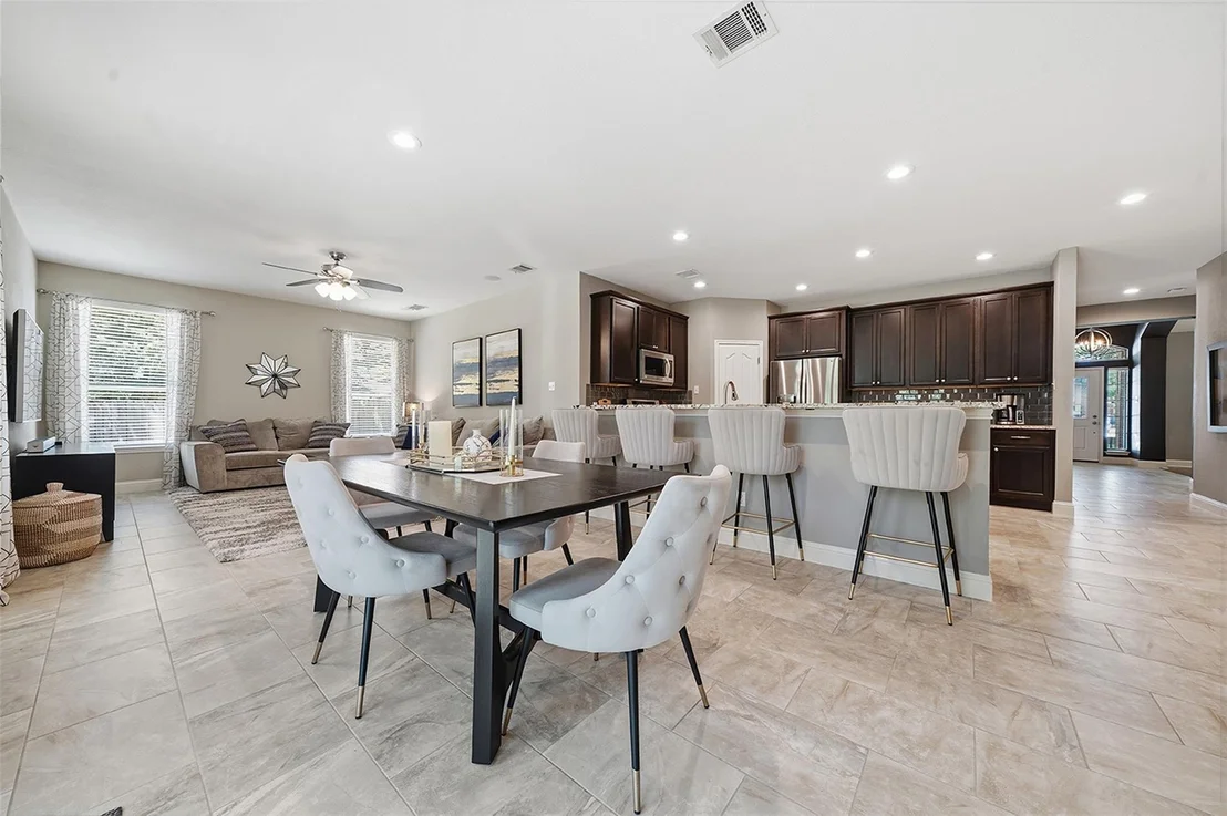 Photo of 1700 Clay LN