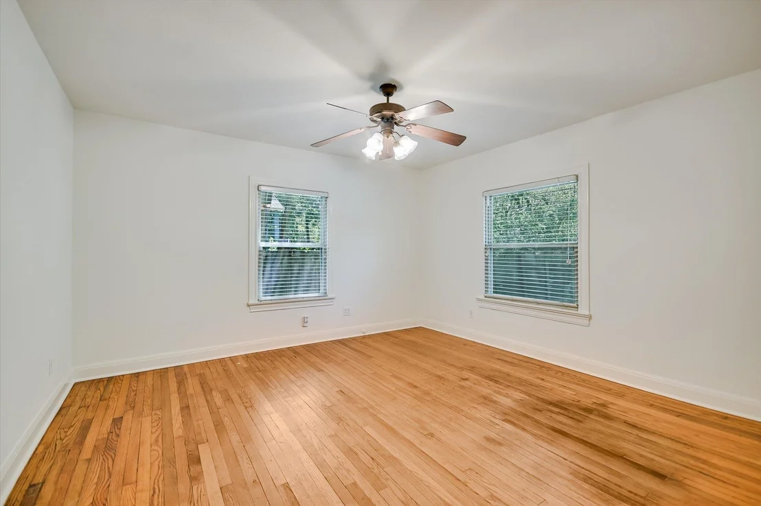 Photo of 102 Franklin BLVD