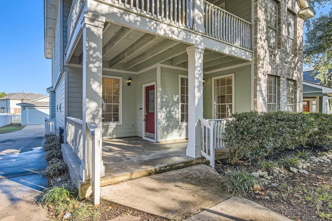 Photo of 4638 Mather