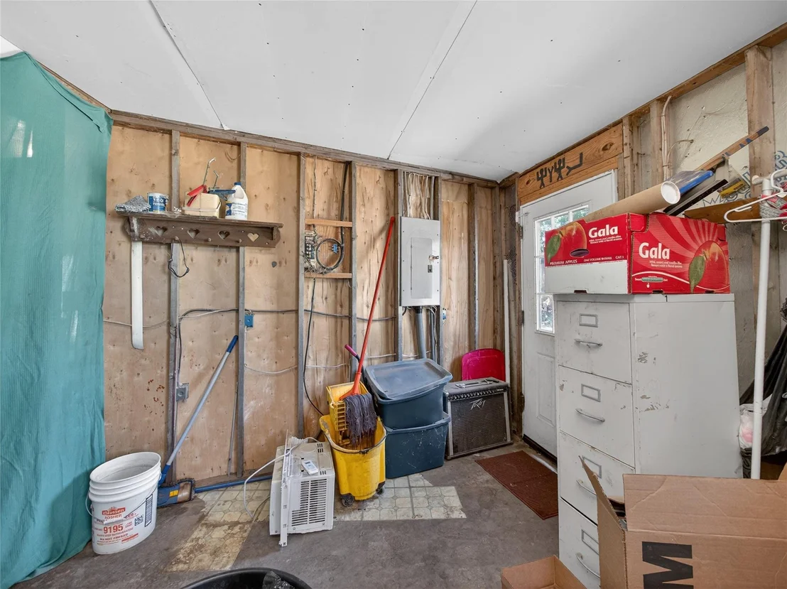 Photo of 21500 Firefly RD