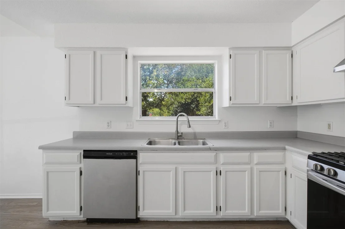 Photo of 1206 Garden Path DR