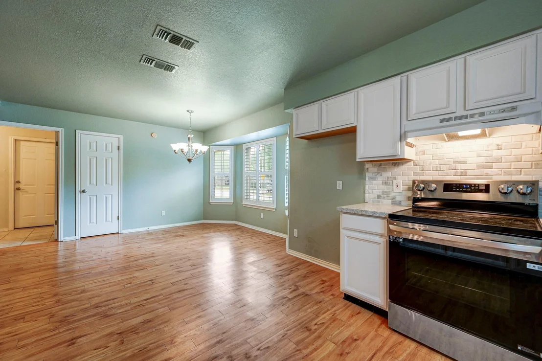 Photo of 259 Twin Oak RD