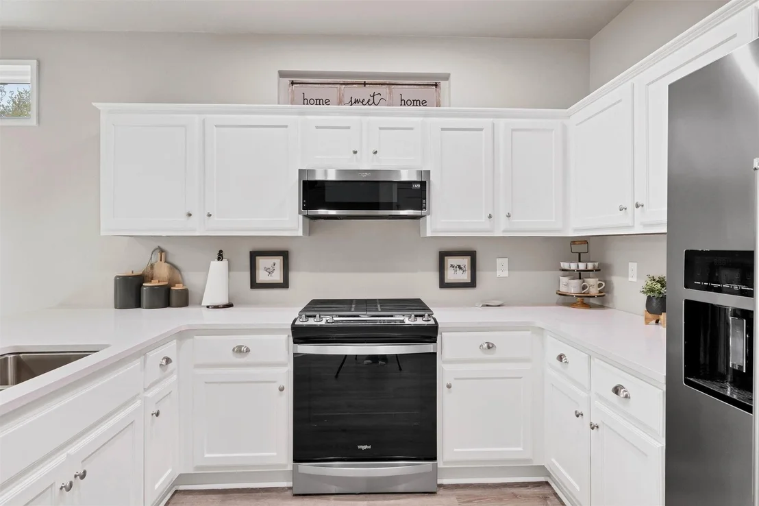Photo of 104 Larkspur LN