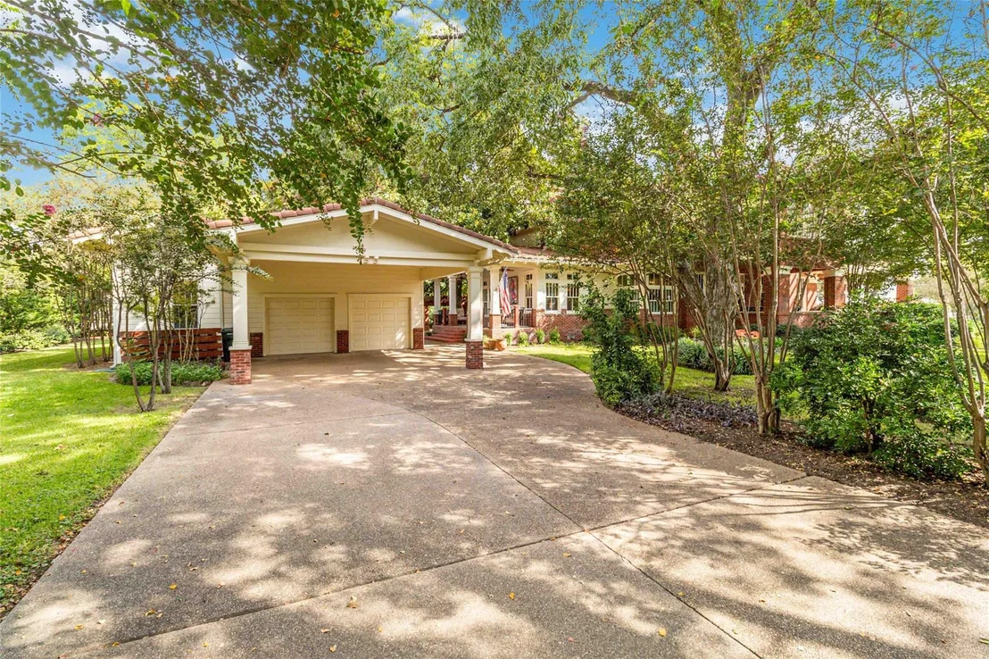 Photo of 1702 Pecan ST