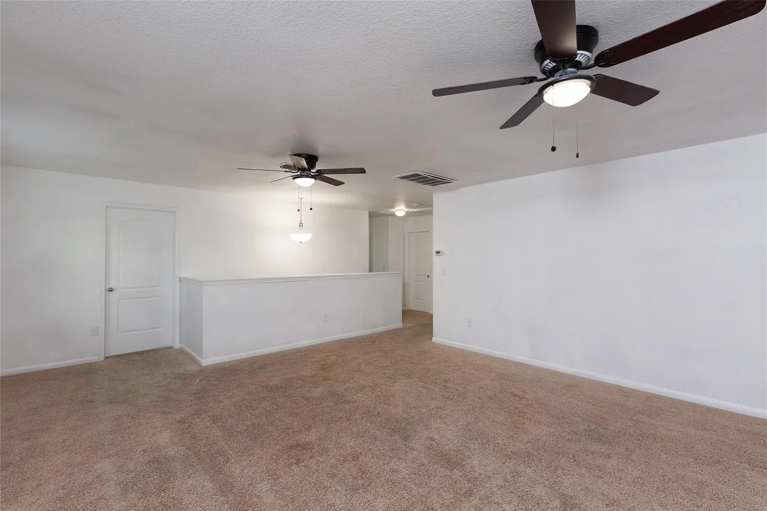Photo of 614 Pinnacle DR
