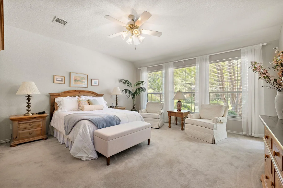 Photo of 10 Wilderness WAY