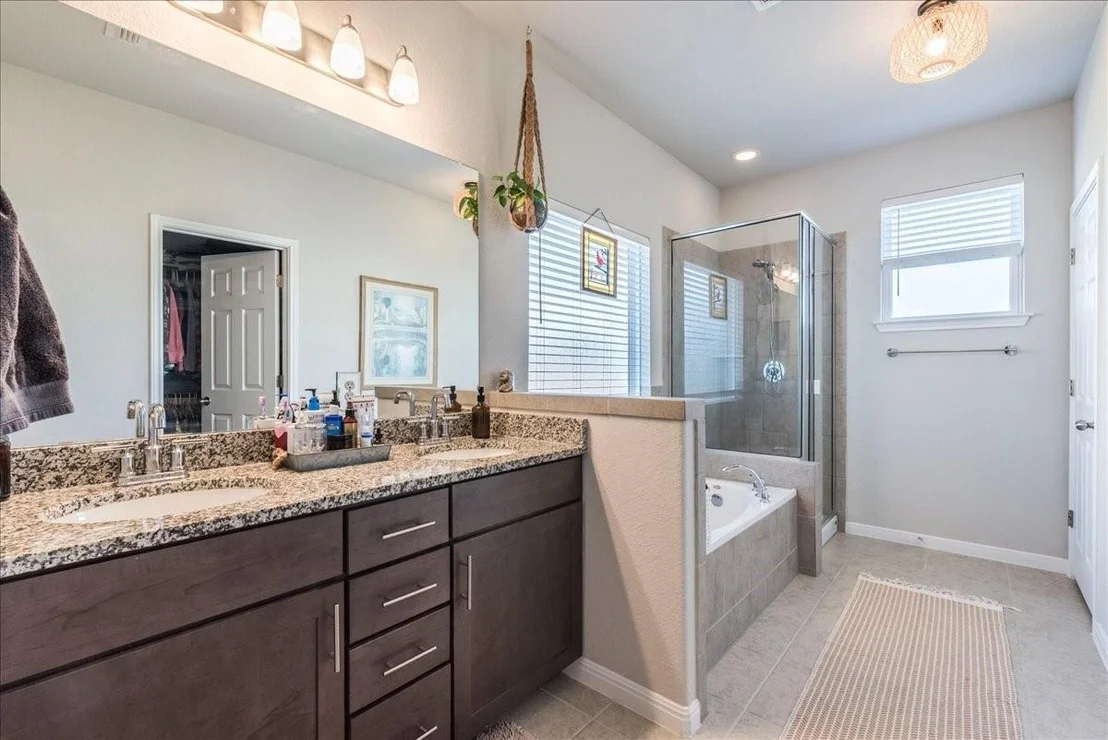 Photo of 226 Silver Springs BND