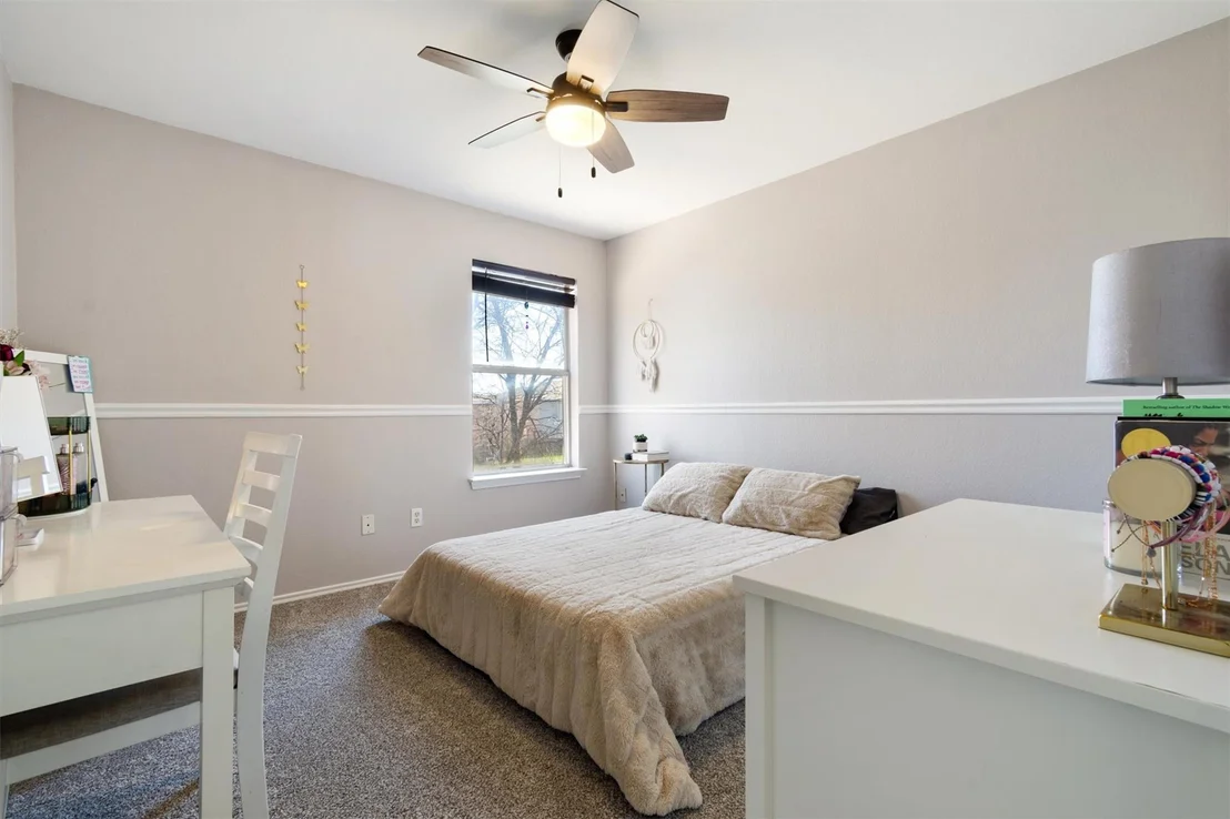 Photo of 2612 Georgian DR