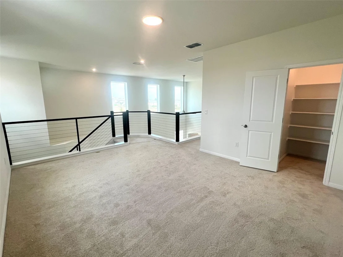 Photo of 343 Young ST