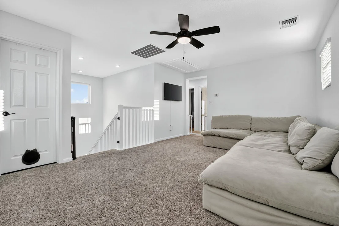 Photo of 637 Seabiscuit DR