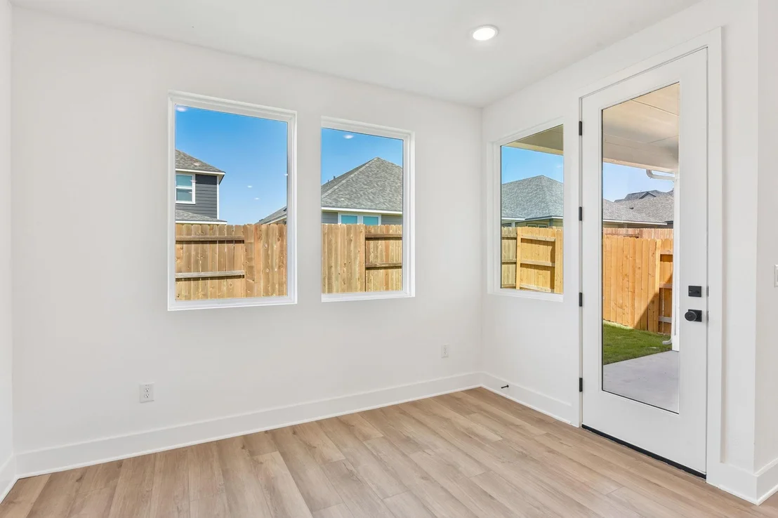 Photo of 149 Maverick Ave