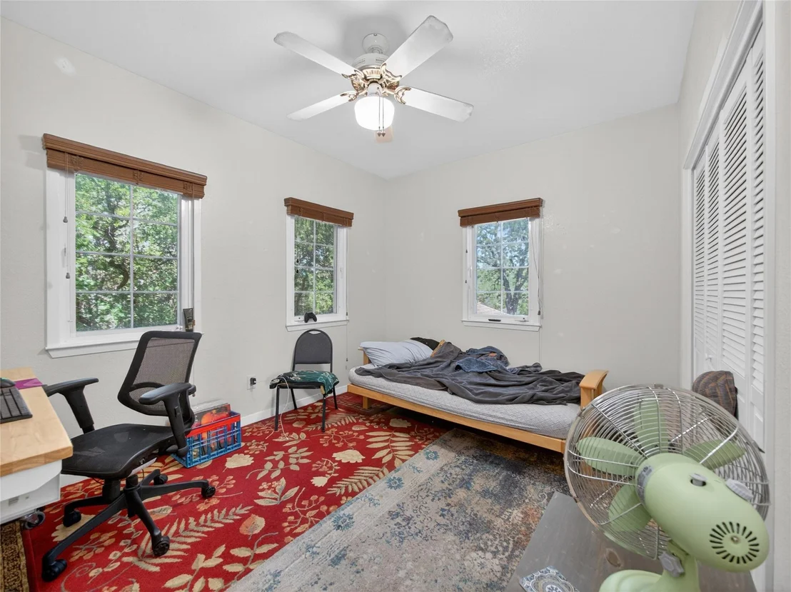 Photo of 613 Breakaway RD