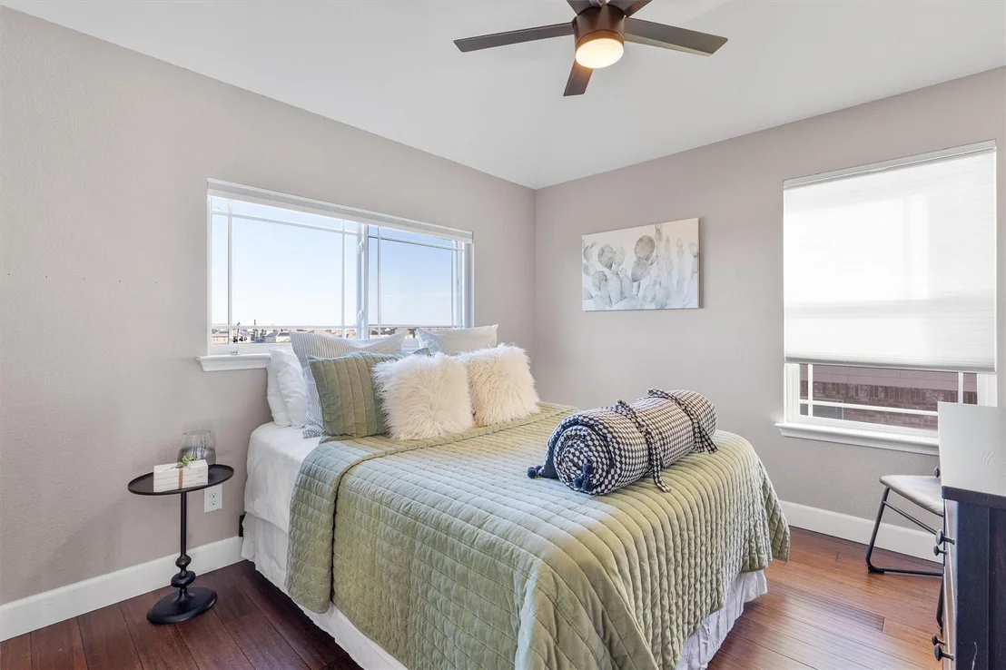 Photo of 1055 Toltec TRL