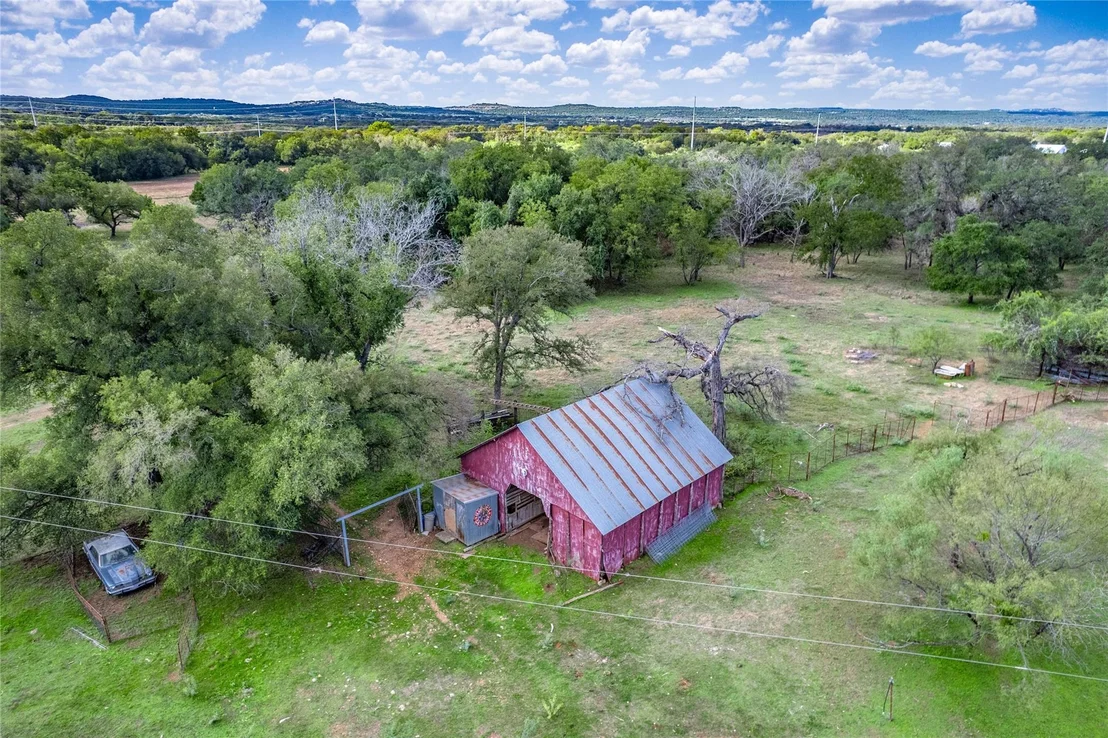 Photo of 7866 County Road 404