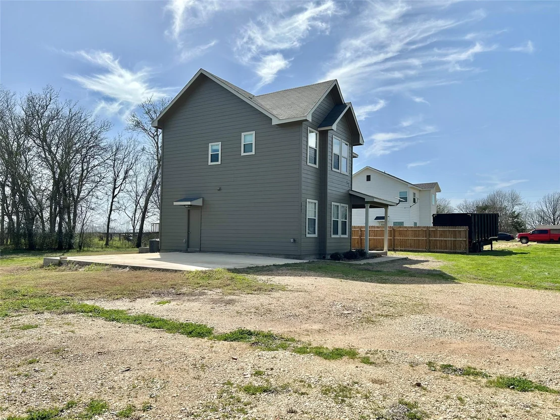 Photo of 3805 E Us-290 Highway E