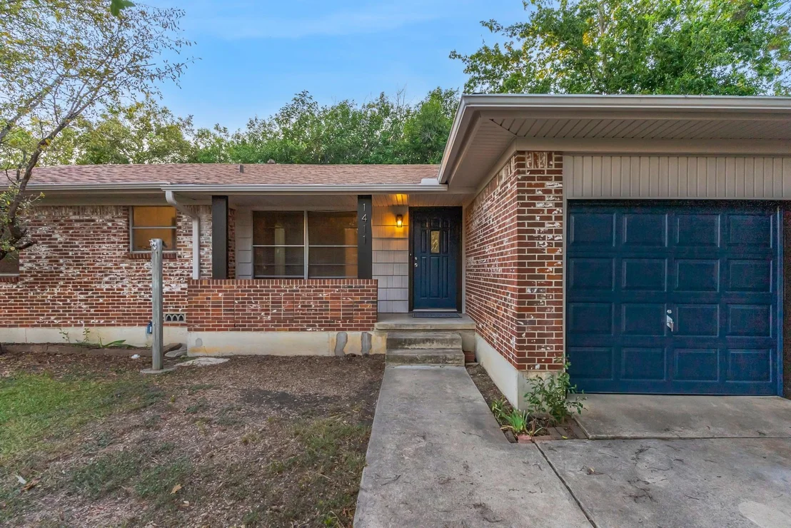 Photo of 1411 Connell DR