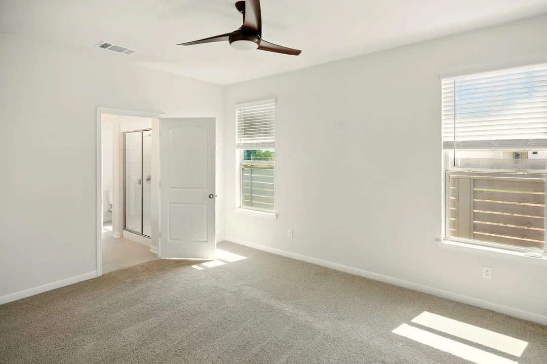 Photo of 210 Weaver LN
