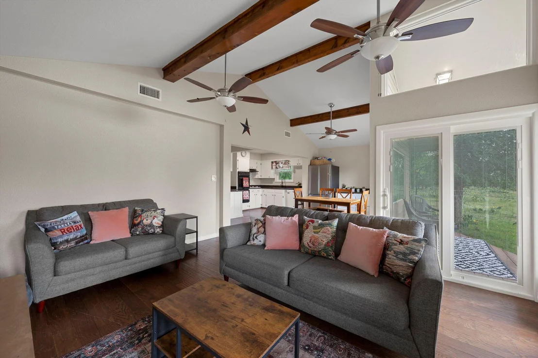 Photo of 14941 Cedar Valley RD