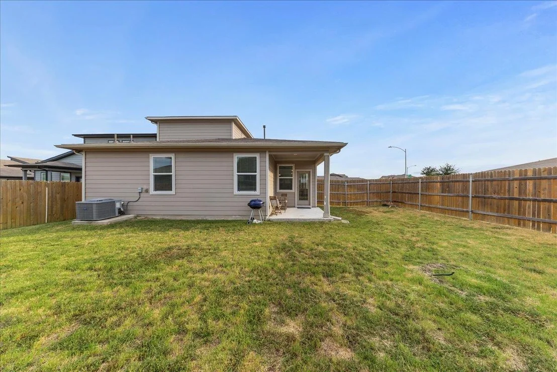 Photo of 3200 Egan DR
