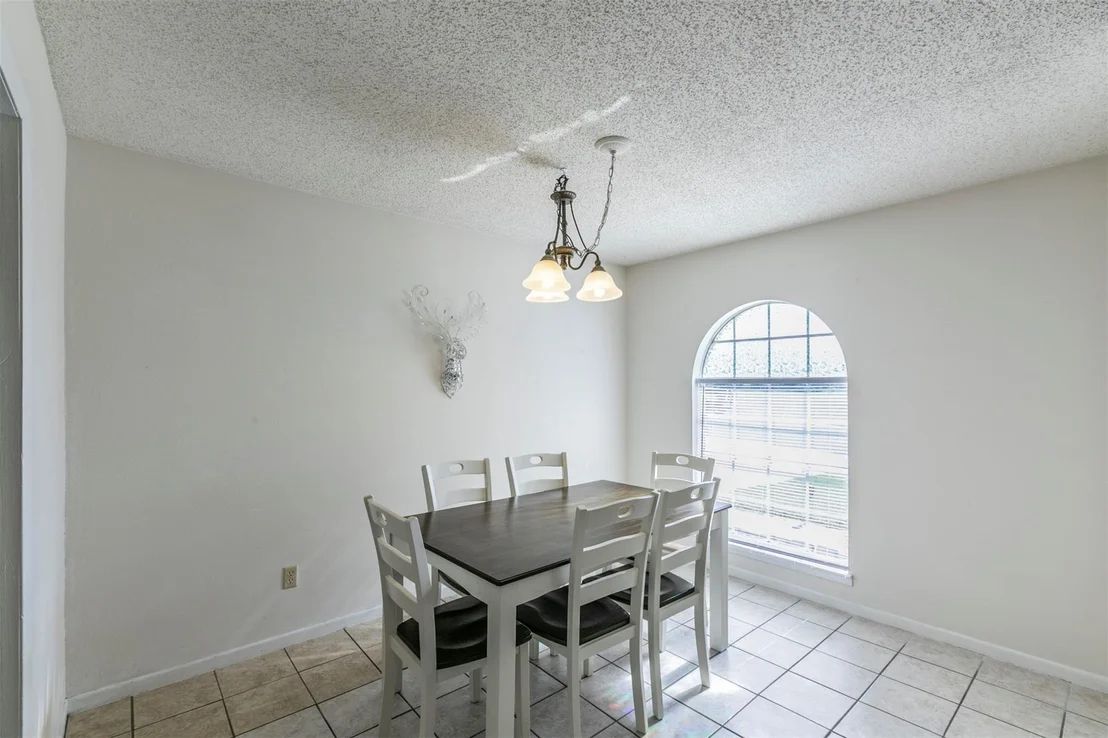 Photo of 605 Manning DR